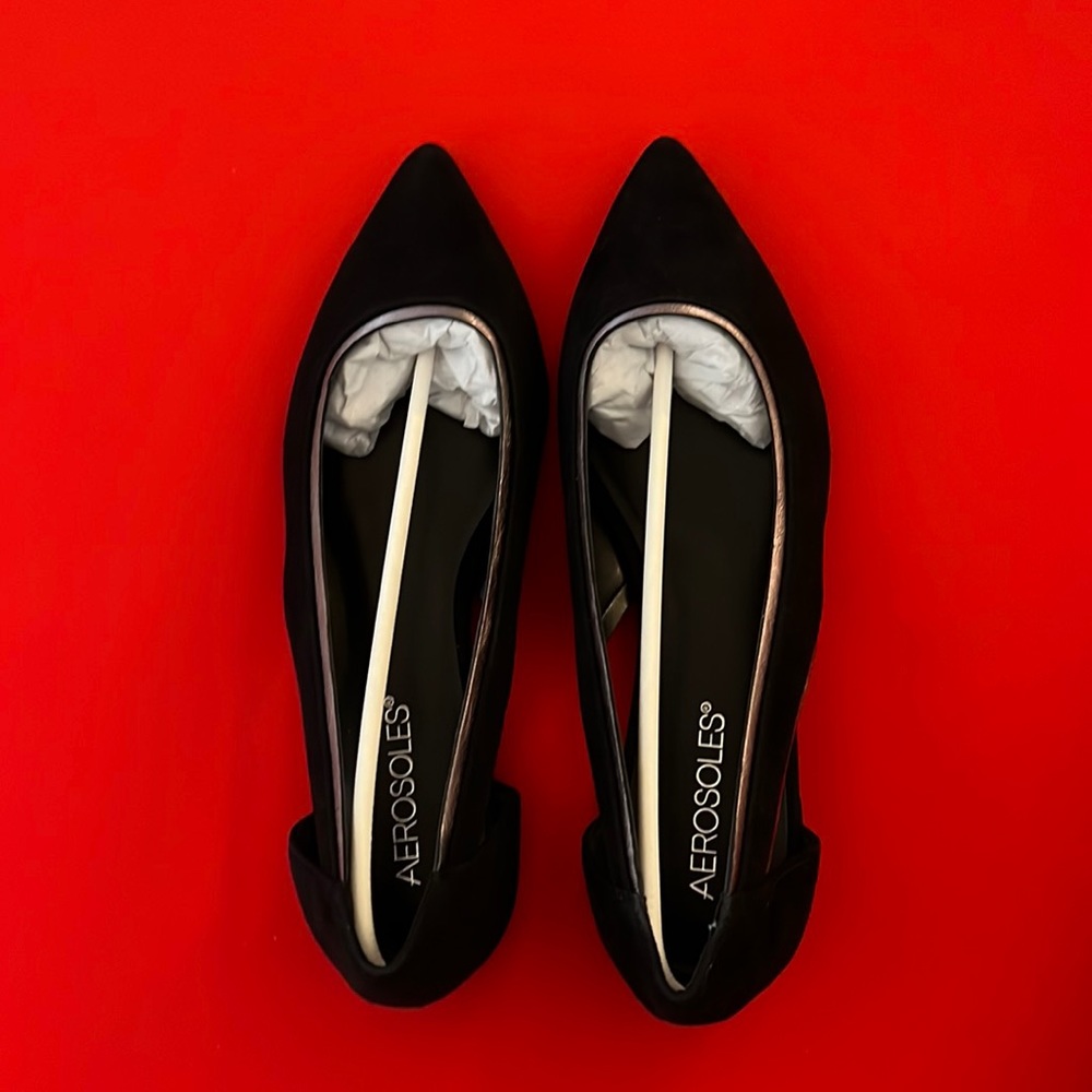 NEW Womens Aerosoles Flats in size 7